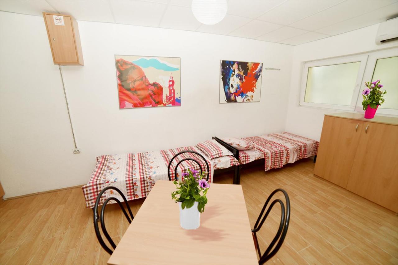 Hiljadnikov Apartments Stip Kültér fotó