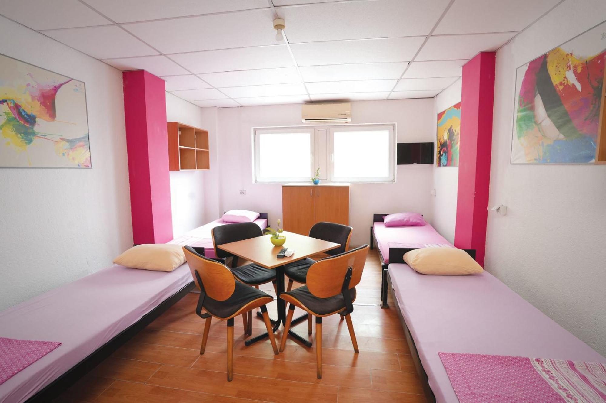 Hiljadnikov Apartments Stip Kültér fotó