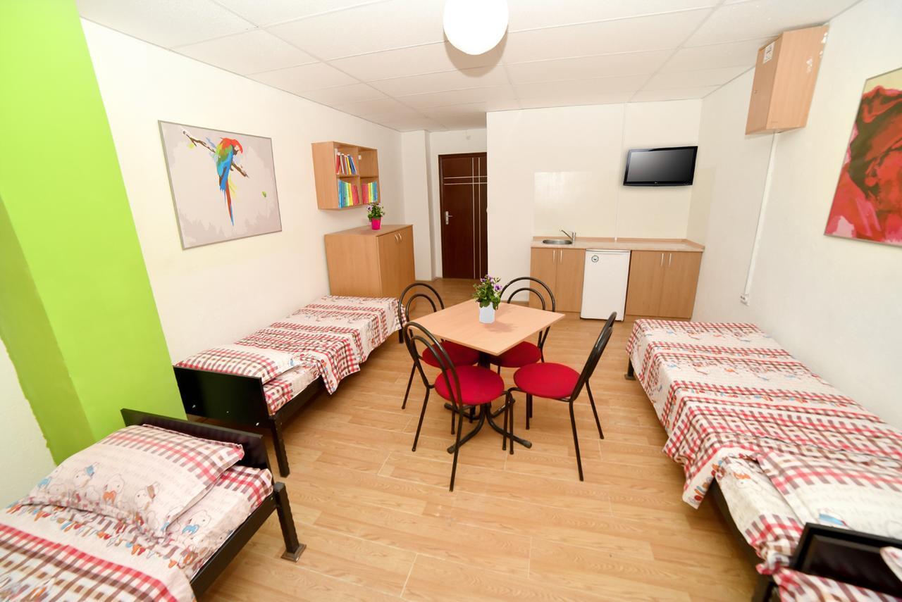 Hiljadnikov Apartments Stip Kültér fotó